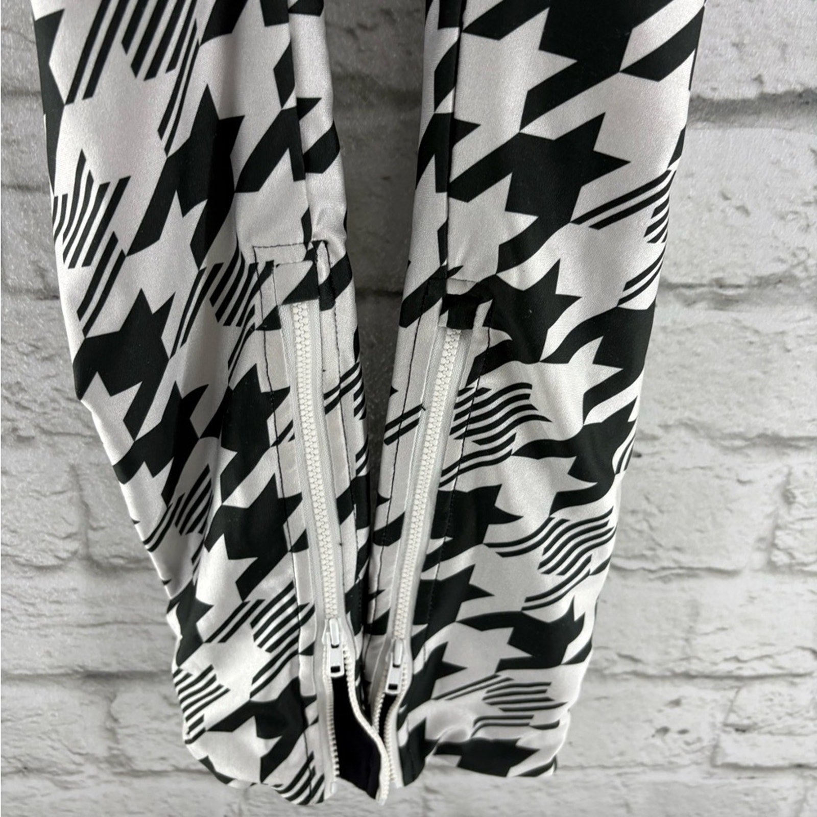 Racysuits Womensthe Fay Ski Suit Winter Snowboarding Xs — image 8 of 8